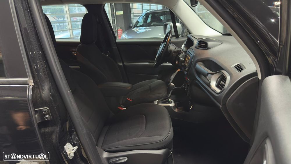 Jeep Renegade 1.6 MJD Limited S DCT - 35
