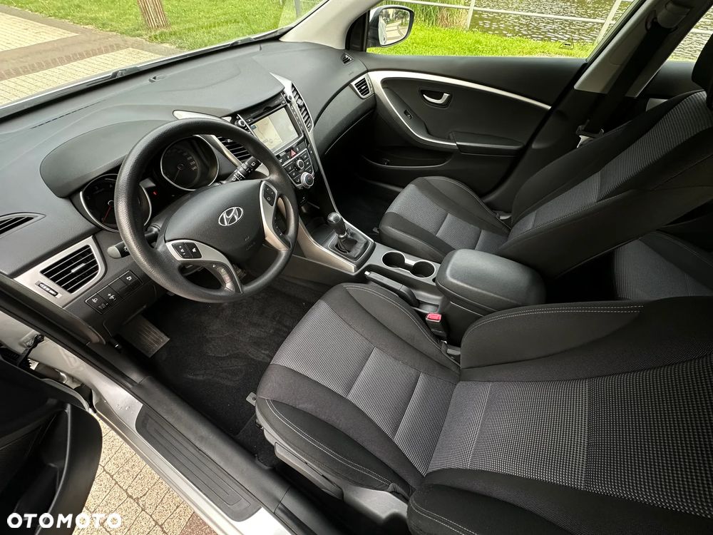 Hyundai i30 1.4 CRDi Comfort - 12