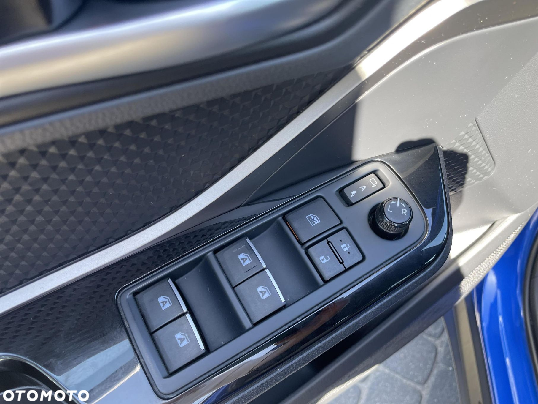Toyota C-HR - 13
