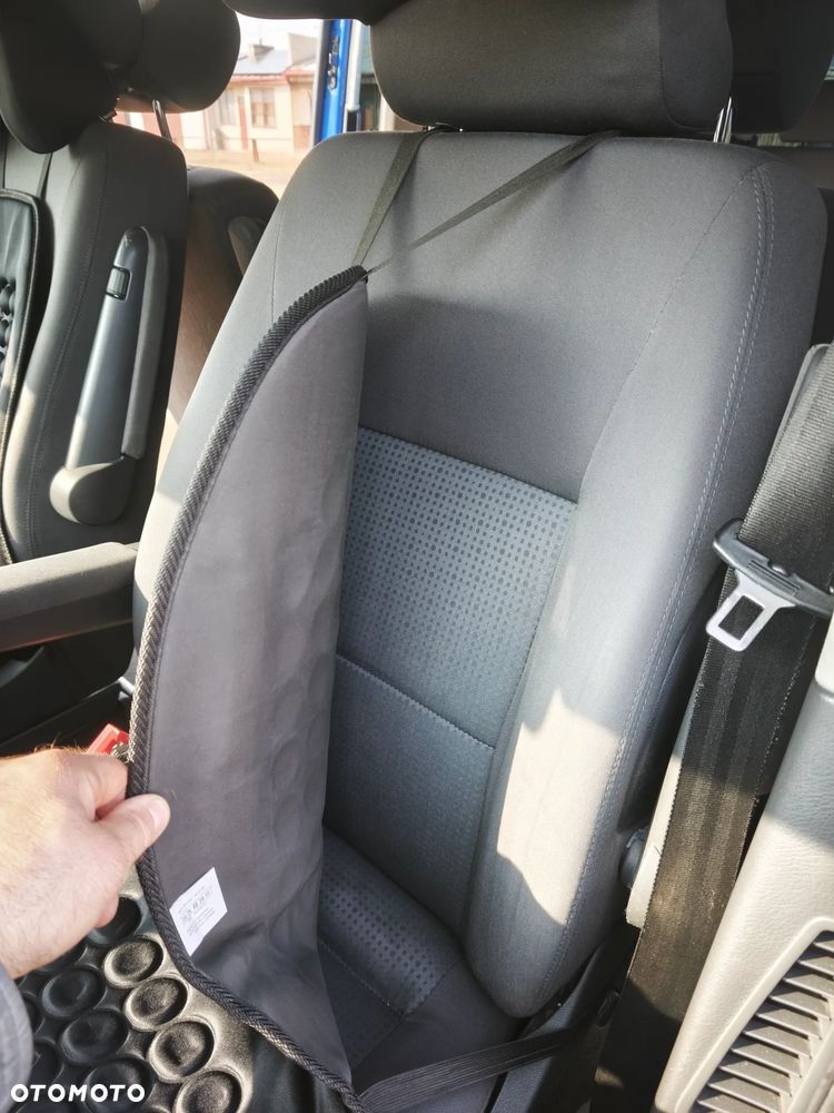 Volkswagen Multivan Standard - 11