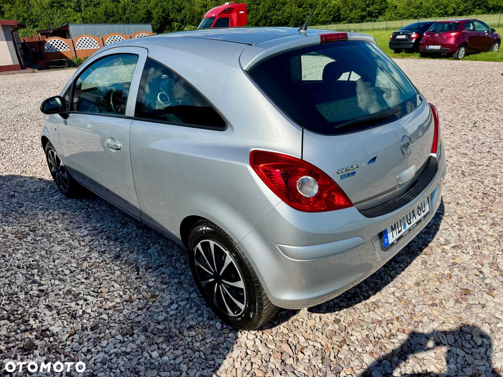 Opel Corsa 1.0 12V Essentia - 7