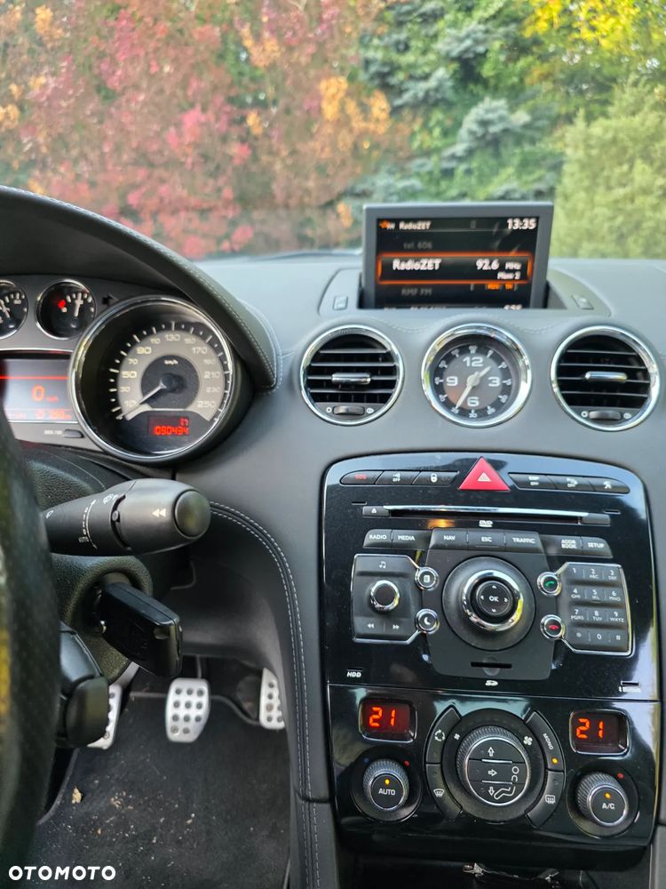 Peugeot RCZ 1.6 THP - 10