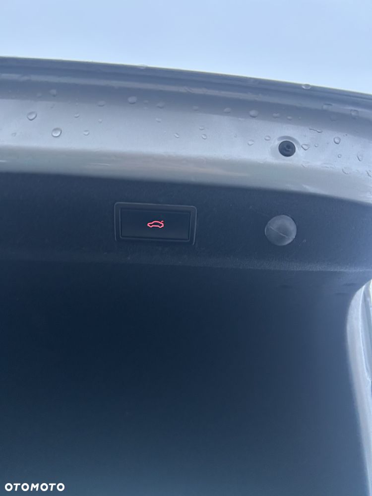 Skoda Superb 2.0 TDI Ambition DSG - 10