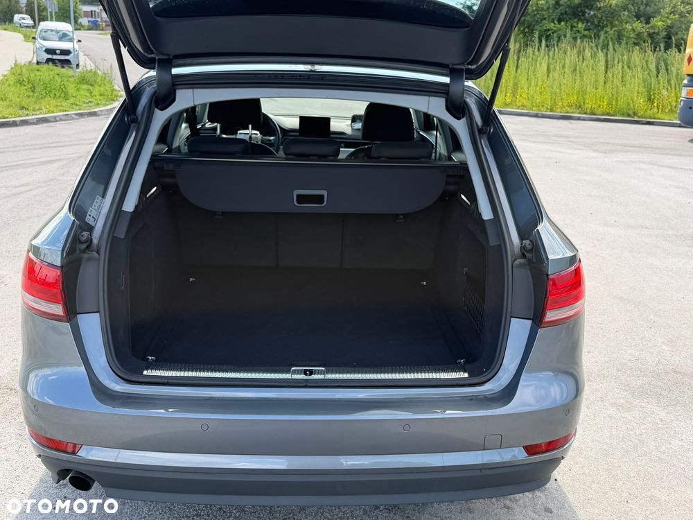 Audi A4 Avant 1.4 TFSI design - 16