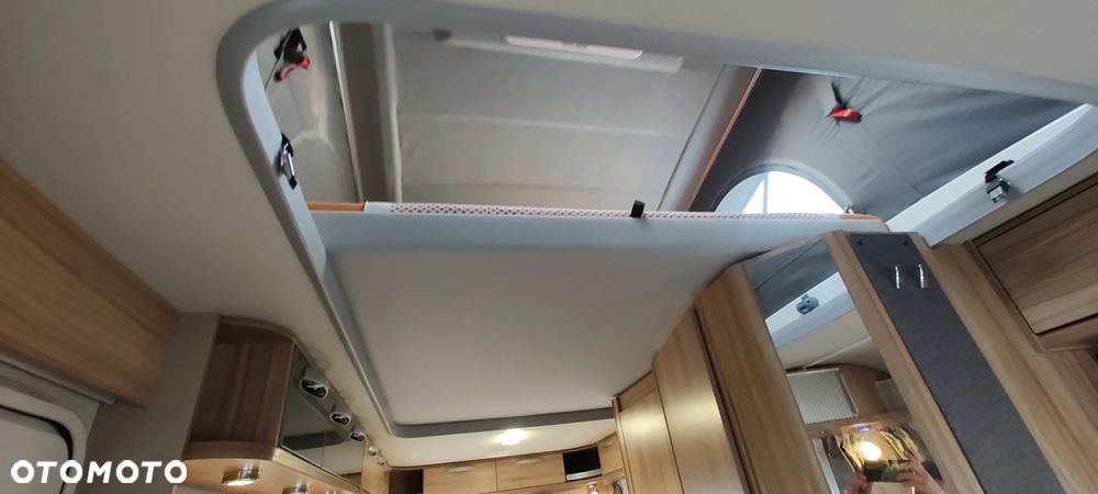 Hymer-Eriba Mover 6 osobowa - 18