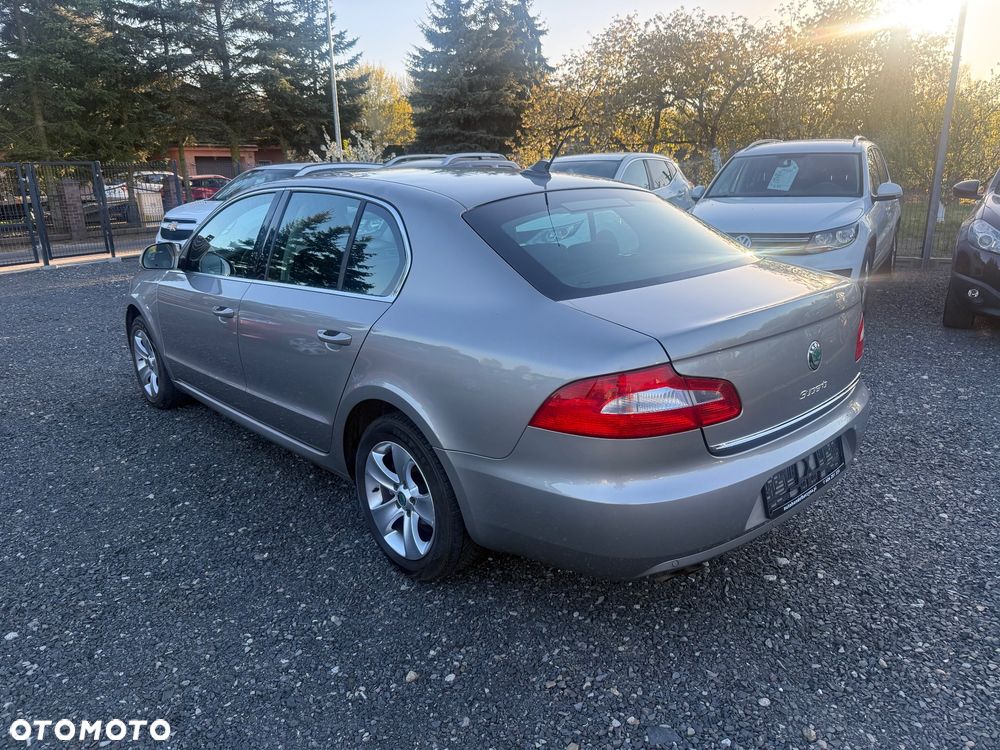 Skoda Superb 1.4 TSI Exclusive - 5