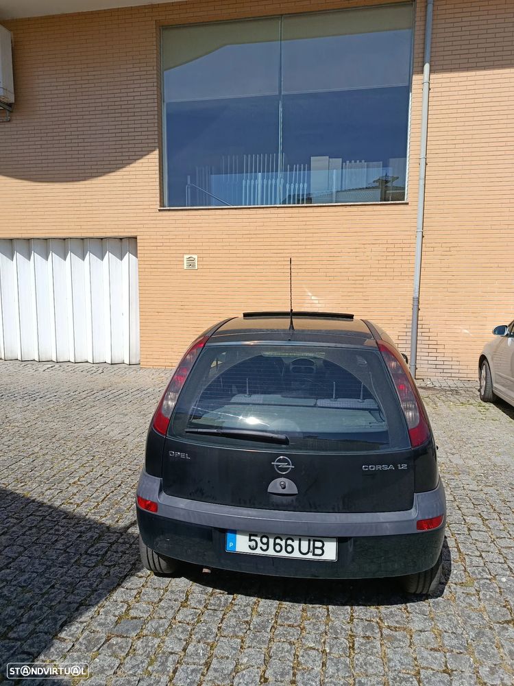 Opel Corsa 1.2 16V Confort - 4