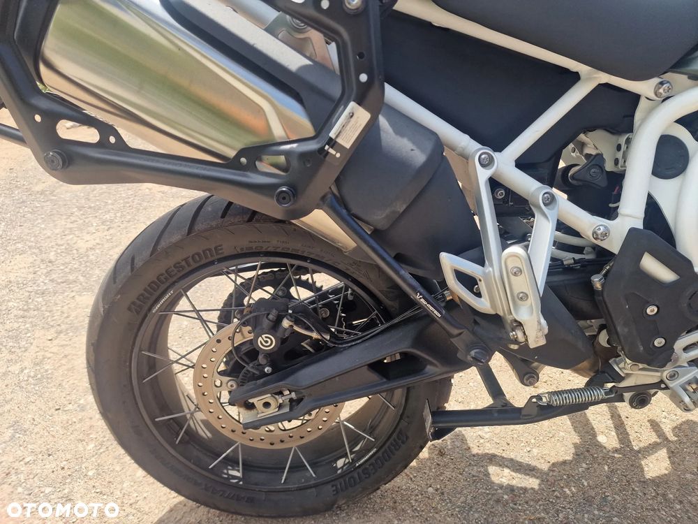Triumph Tiger - 11