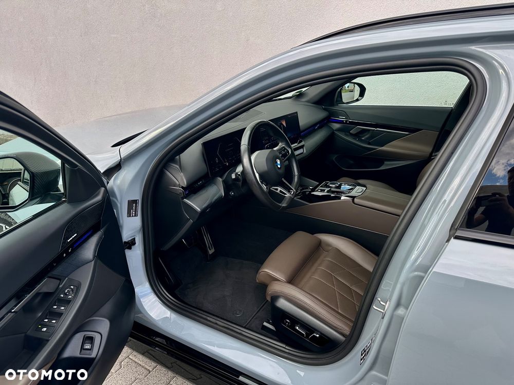 BMW Seria 5 520d xDrive mHEV M Sport - 23