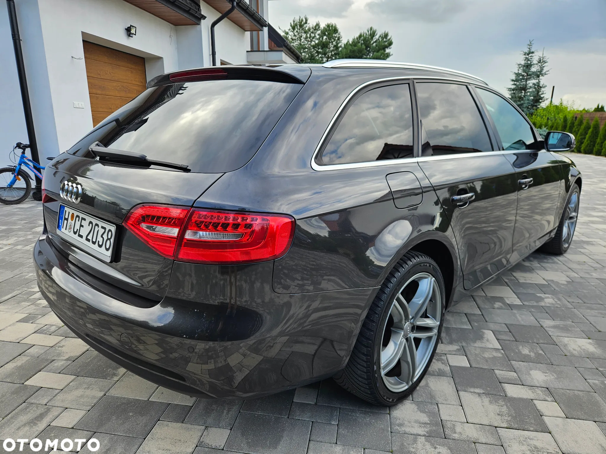 Audi A4 - 4