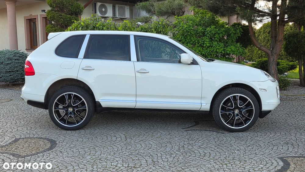 Volkswagen Touareg 3.0 V6 TDI DPF Automatik Individual - 20