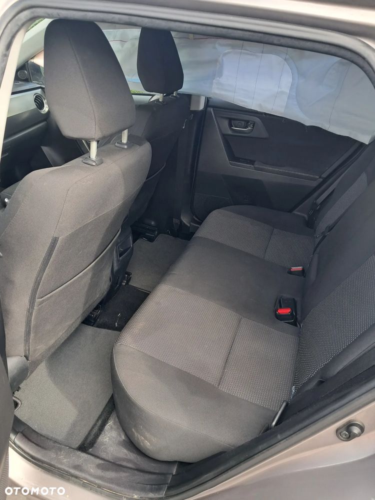 Toyota Auris - 3