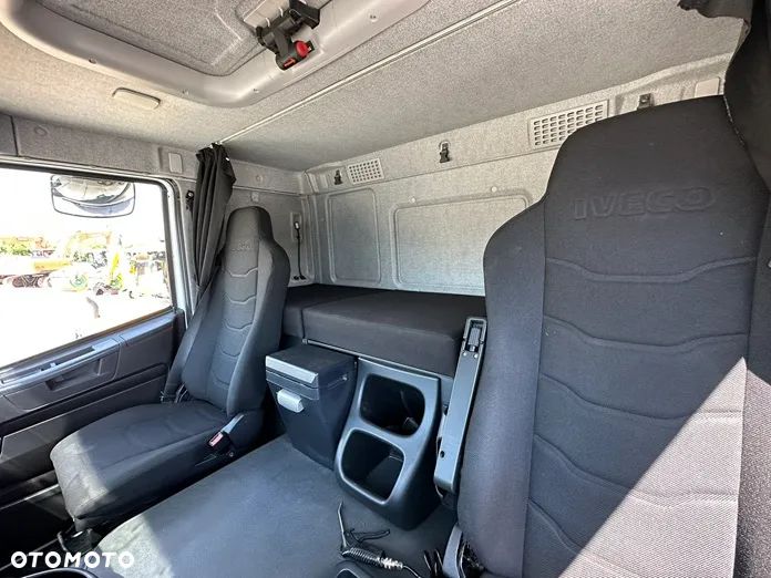 Iveco STRALIS 440 HI-ROAD - 29