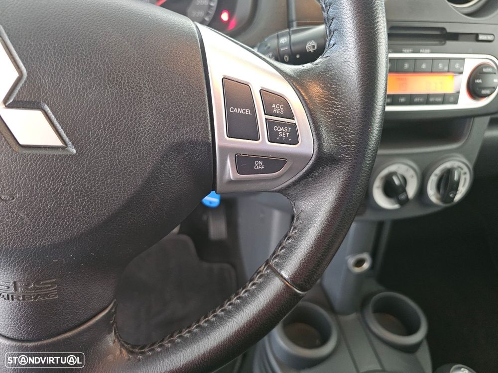 Mitsubishi Colt 1.3 Instyle CA - 26