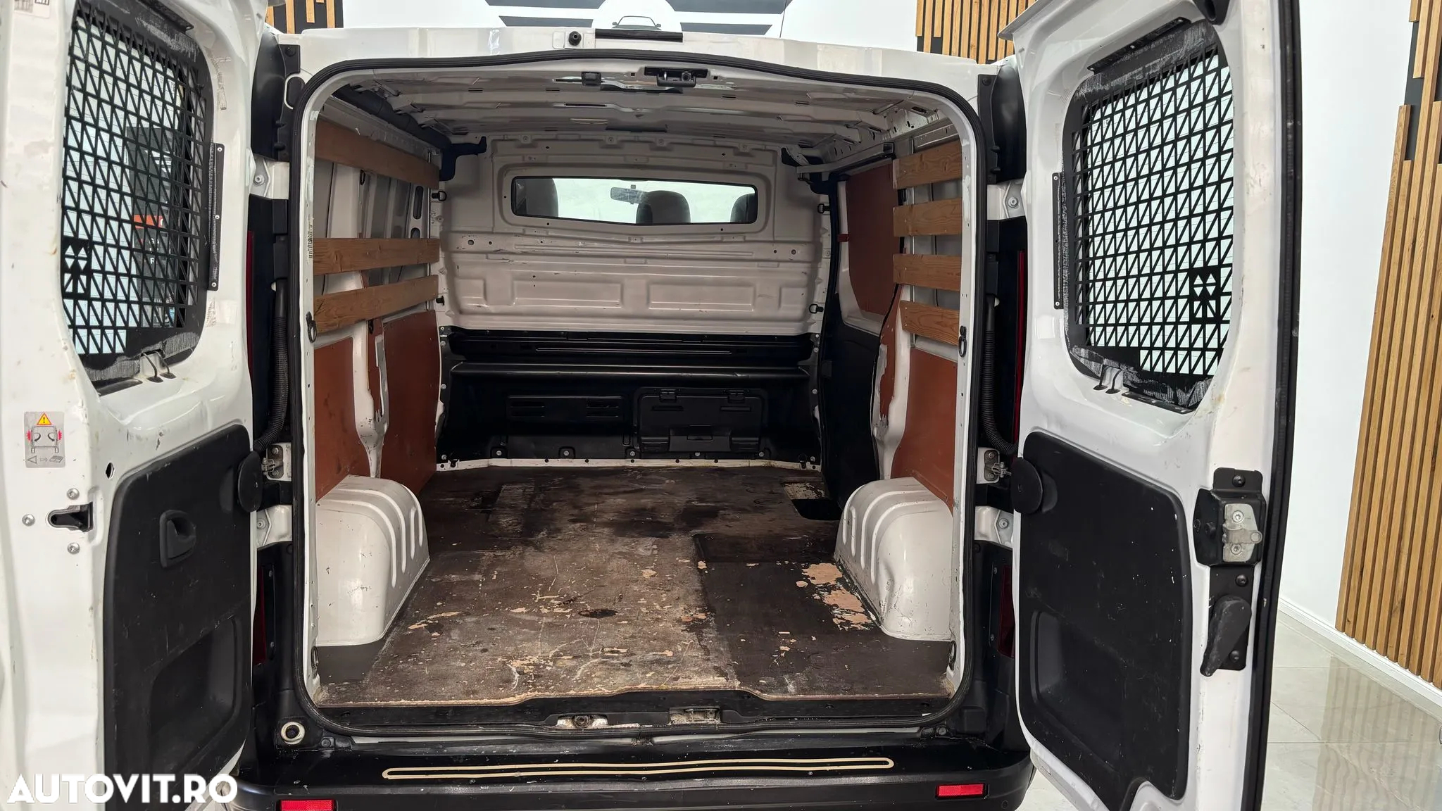 Renault Trafic dCi 120 L1H1 Komfort - 8