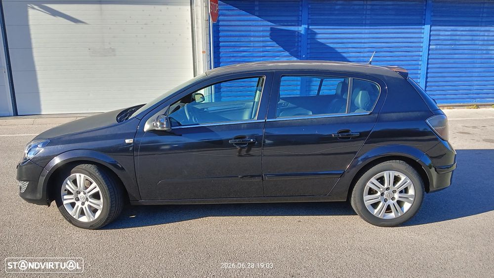 Opel Astra 1.7 CDTI Cosmo - 4