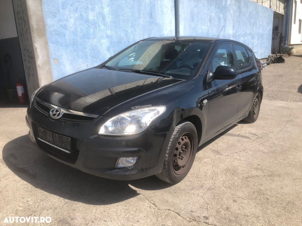 Dezmembrez piese Hyundai I30 - 1