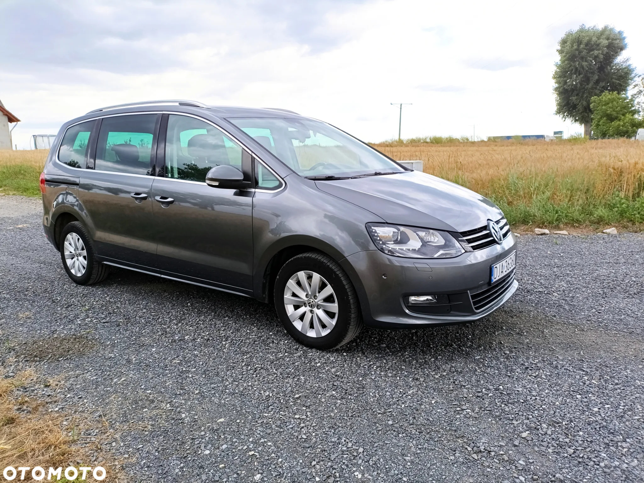 Volkswagen Sharan 2.0 TDI Highline DSG - 2