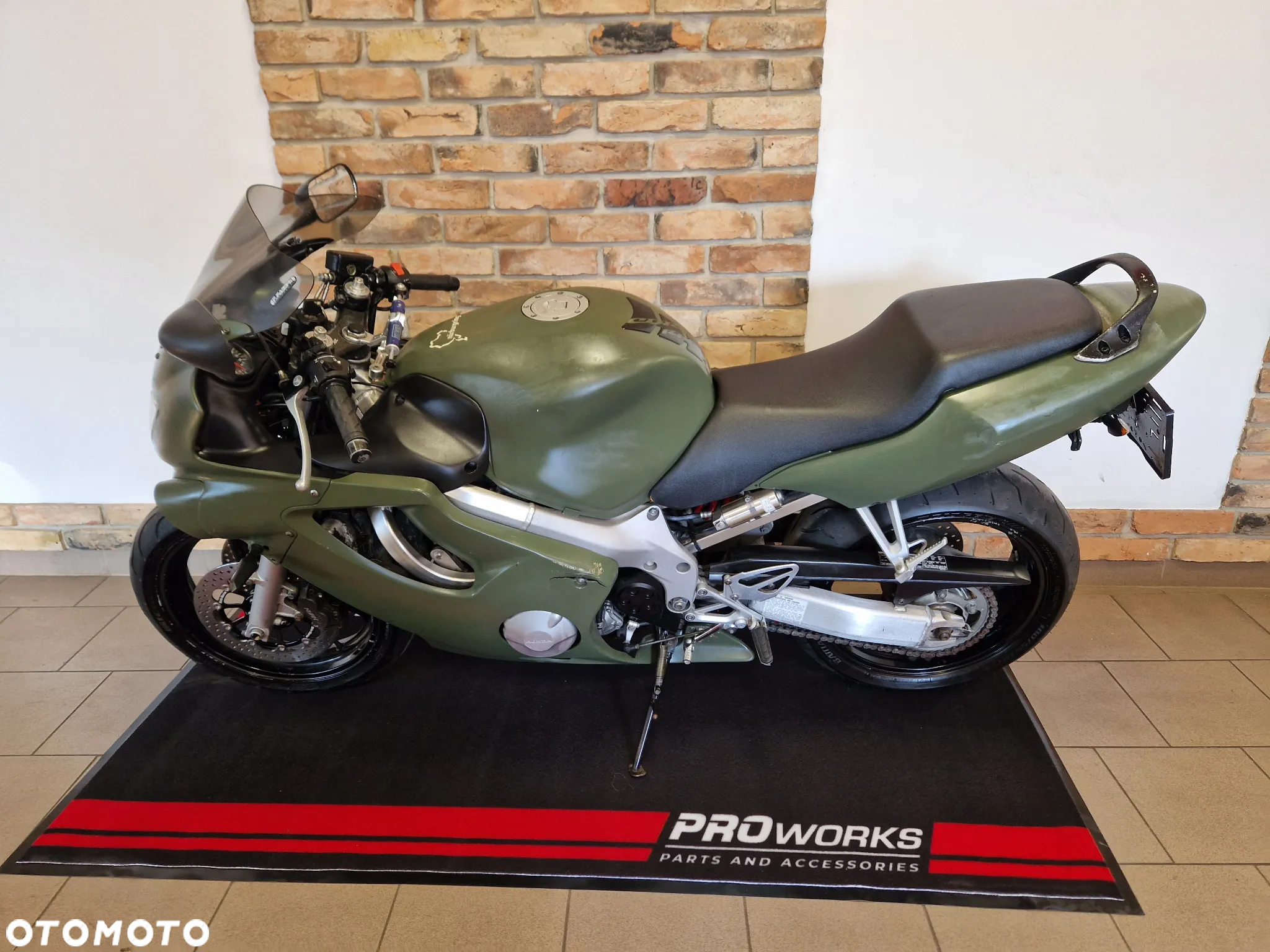 Honda CBR - 29