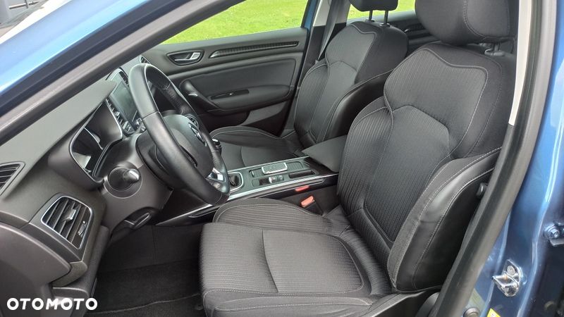 Renault Megane ENERGY TCe 100 PLAY - 10