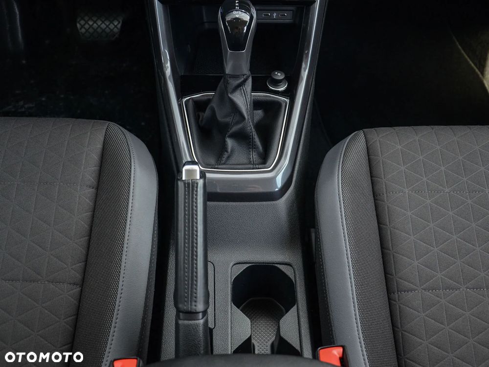 Volkswagen T-Cross 1.0 TSI Life DSG - 34
