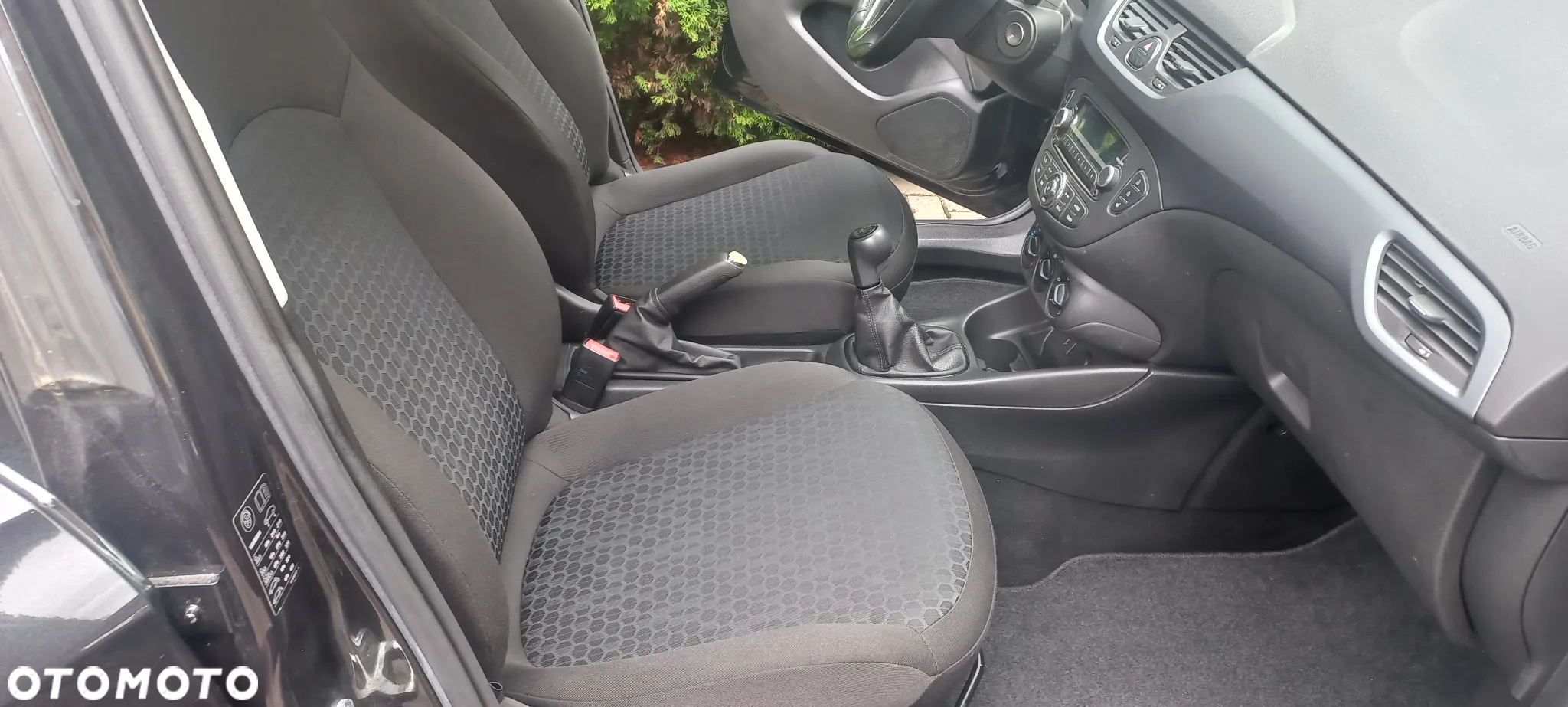 Opel Corsa 1.4 Cosmo - 7