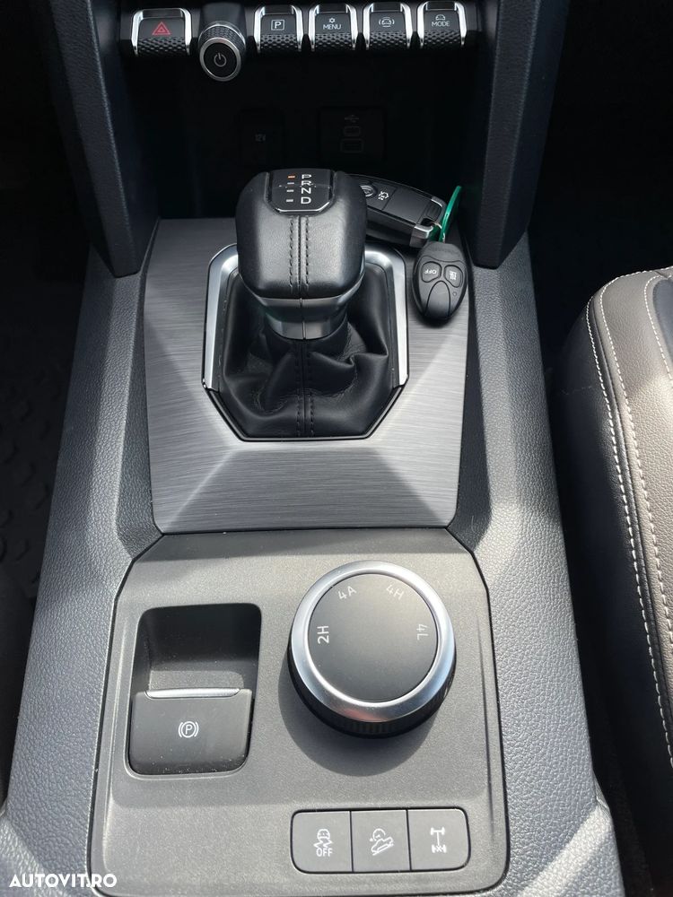 Volkswagen Amarok 3.0 TDI 241 CP 4M 10AT Aventura - 24
