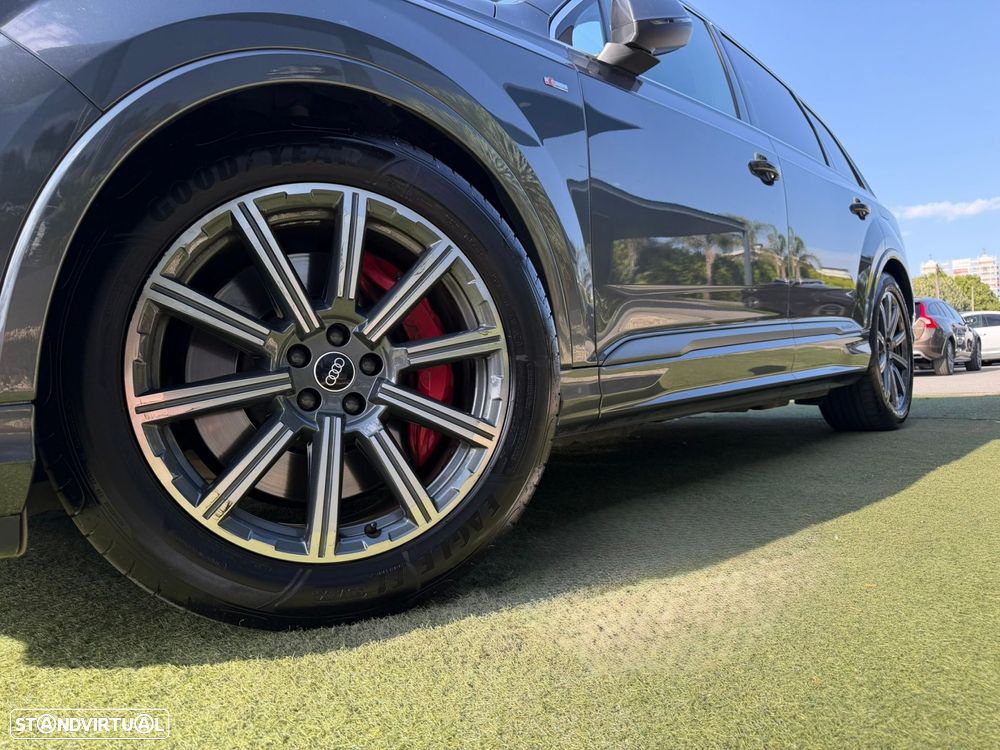 Audi Q7 60 TFSIe quattro S line Tiptronic - 8