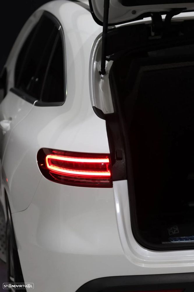 Mercedes-Benz EQC 400 4Matic AMG Line - 28