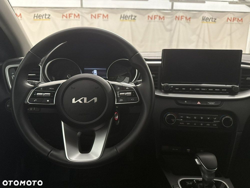Kia XCeed - 15