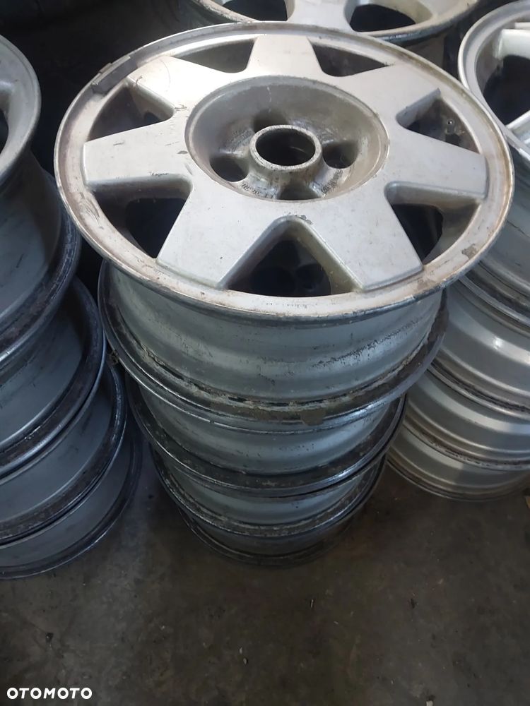 Alufelgi R14 alufelga komplet Volkswagen Golf II 2 III 3 Passat B3 B4 Corrado Vento Sirocco Polo Jetta 4x100 Oryginalne 357601025C Felgi aluminiowe 191601025P ET38 6J - 2
