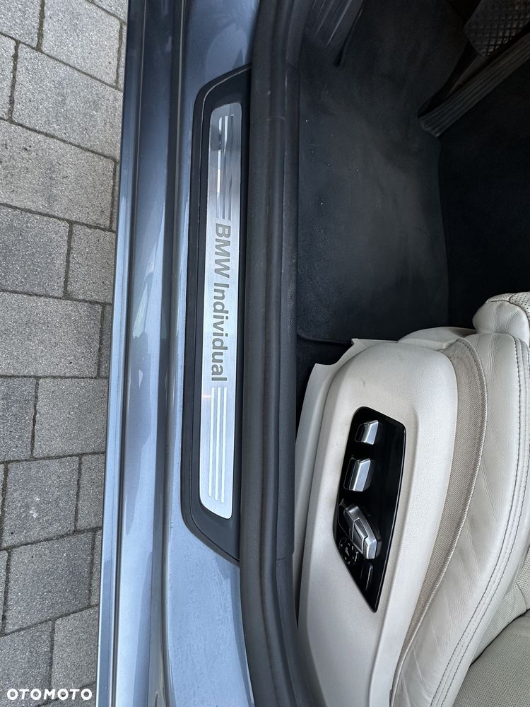BMW Seria 5 520d xDrive Luxury Line - 27