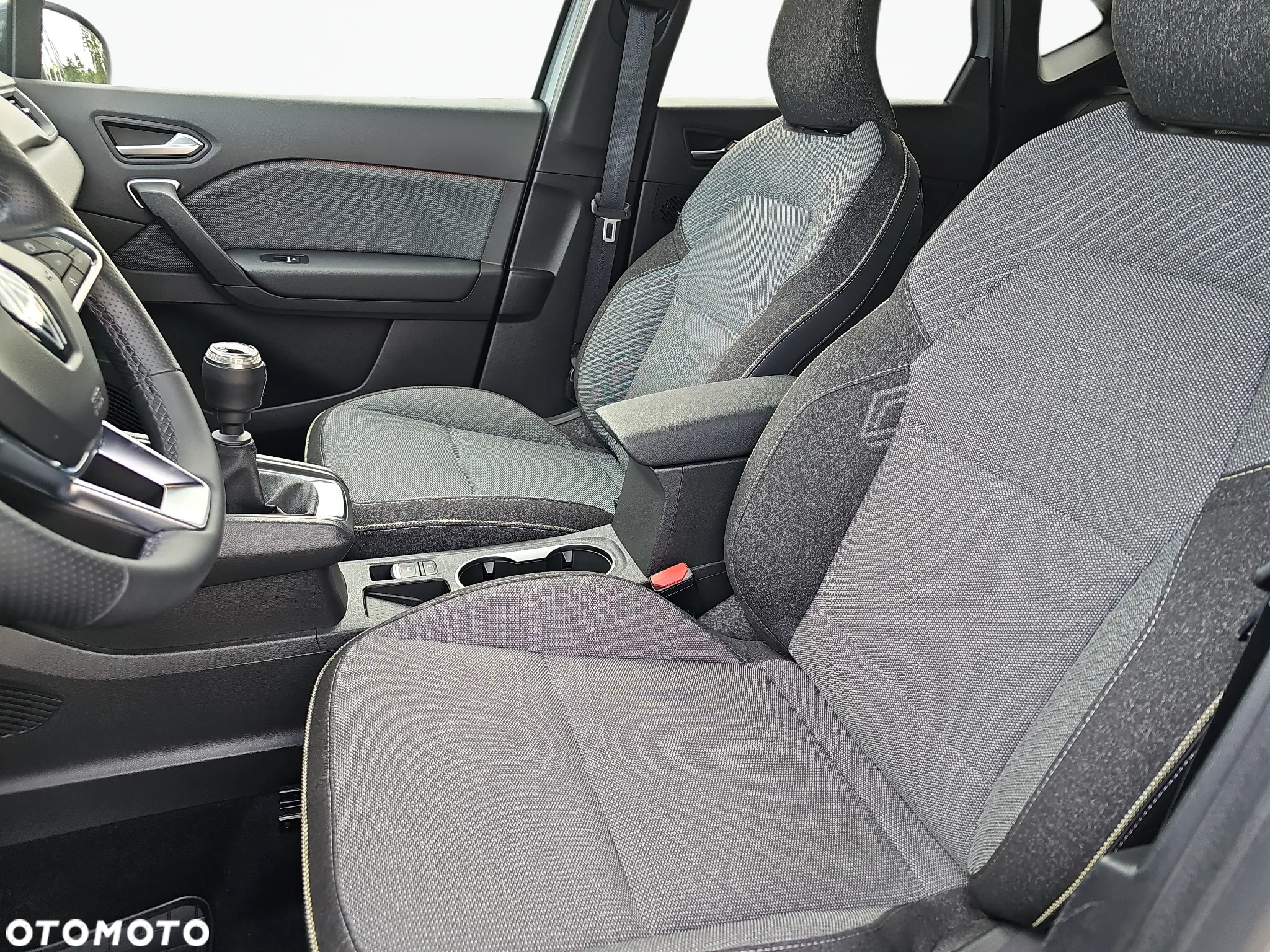 Renault Captur 1.0 TCe Techno - 12