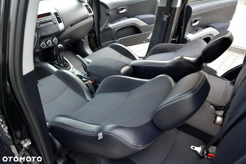 Mitsubishi Outlander 2.0 2WD Edition - 24