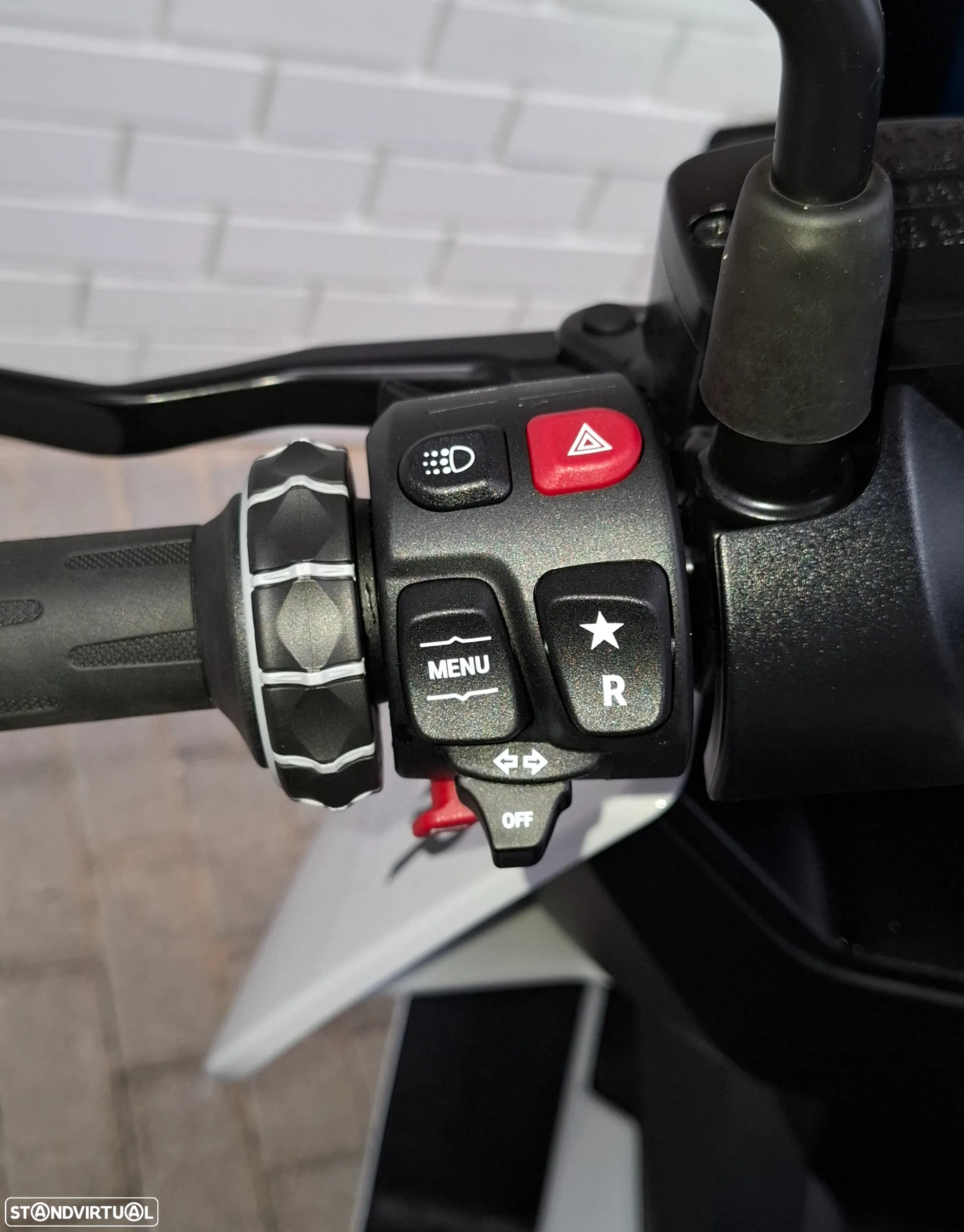 BMW CE 04 125cc / Carta B - 6