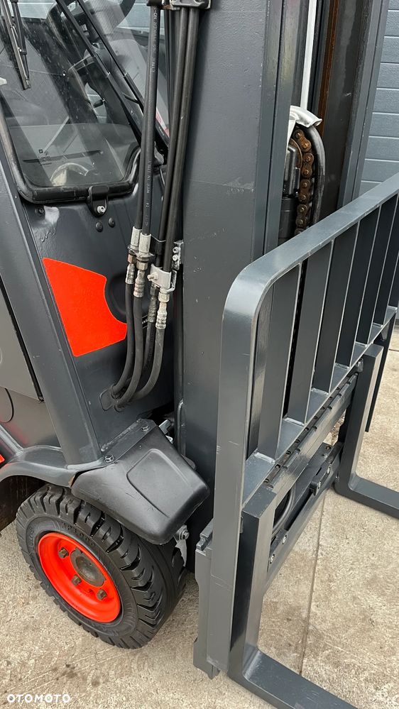 Linde H18 H16 H20 TRIPLEX Kabina pełna, Przesuw boczny zintegrowany - 17