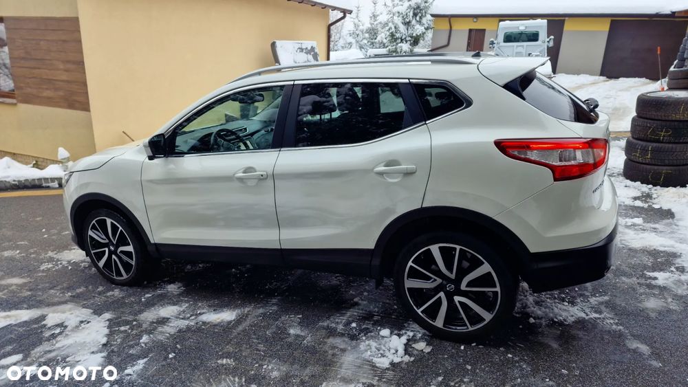 Nissan Qashqai 1.6 DCi Xtronic TEKNA - 16