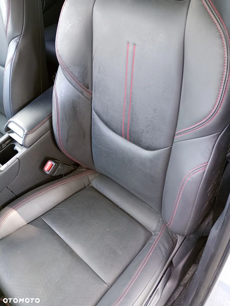 Lexus LBX 1.5 Hybrid Vibrant Edition AWD - 11