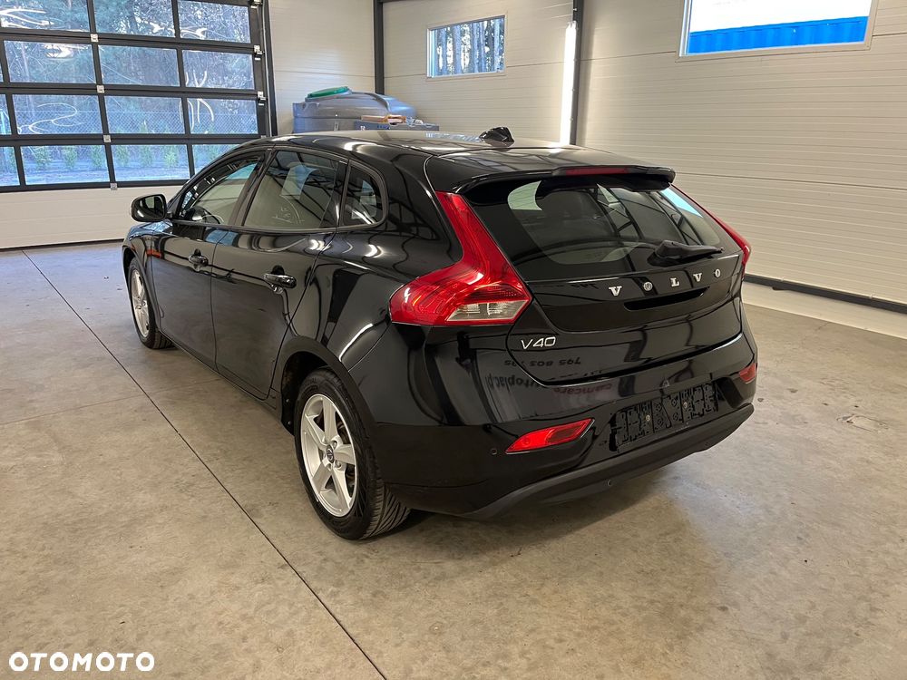 Volvo V40 D2 - 6
