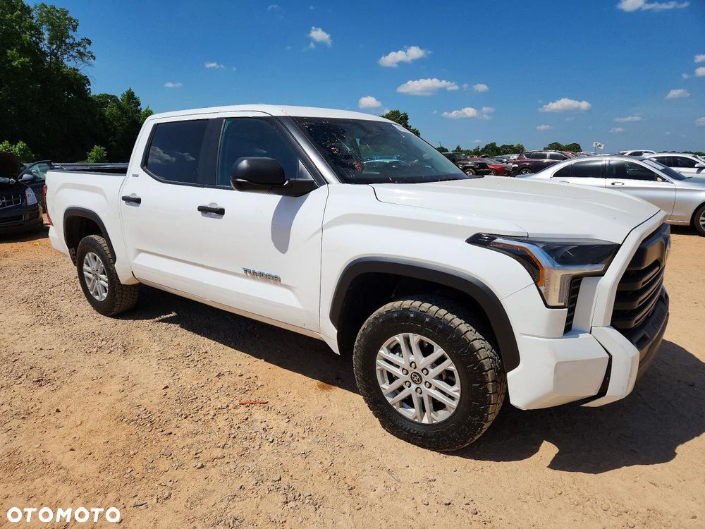 Toyota Tundra - 5