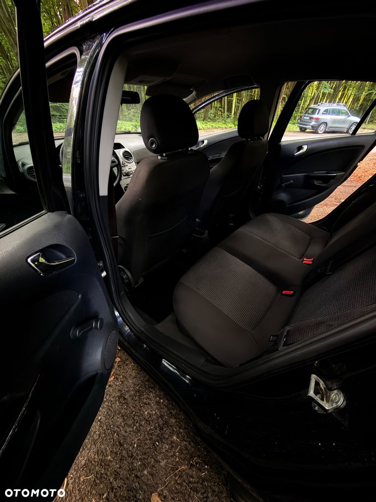 Opel Corsa - 21