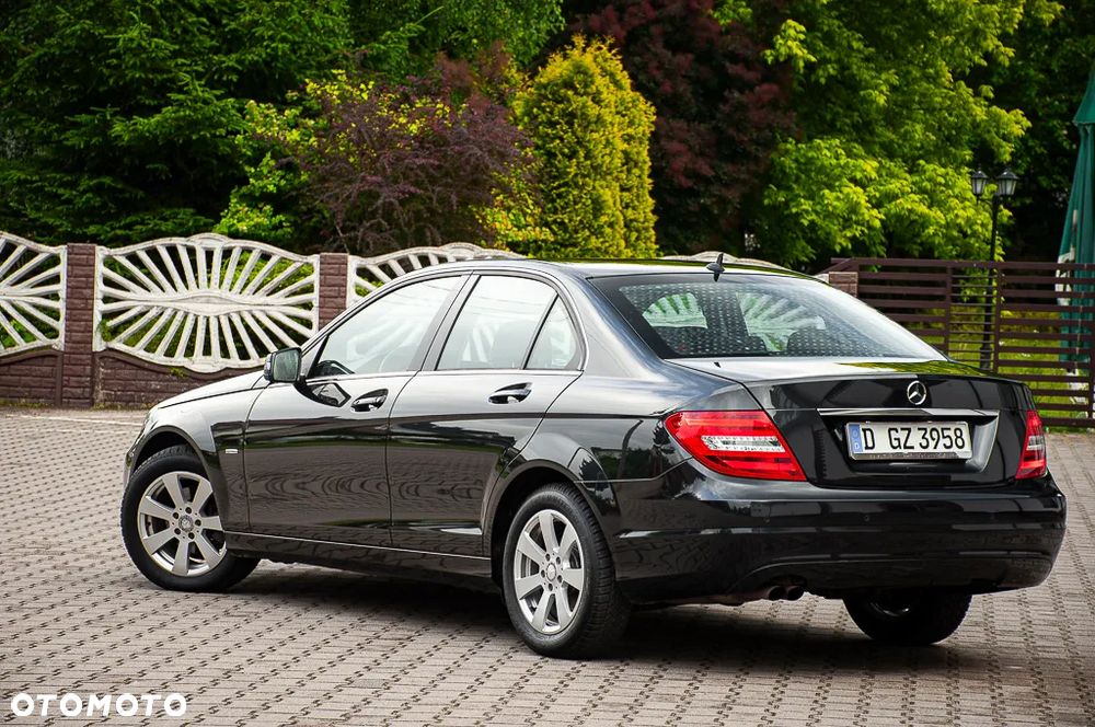 Mercedes-Benz Klasa C 180 Kompressor Automatik Avantgarde - 24