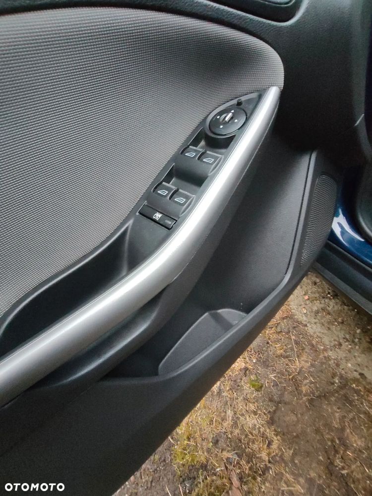 Ford Focus - 10