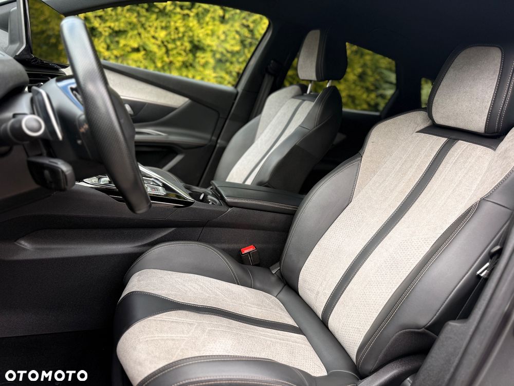 Peugeot 3008 - 31