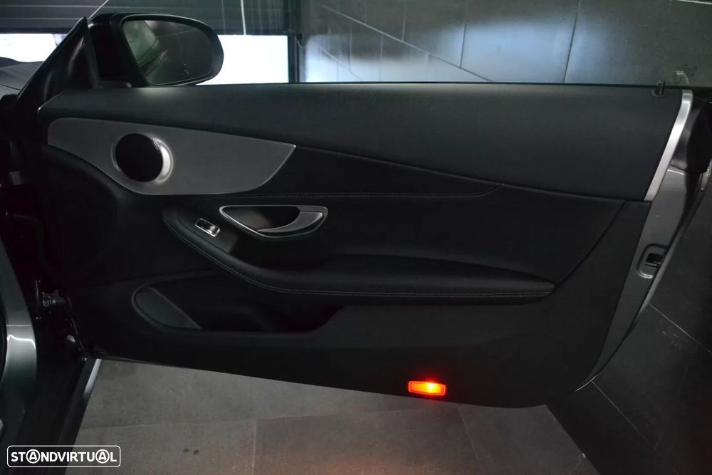 Mercedes-Benz C 250 d 9G-TRONIC AMG Line - 34