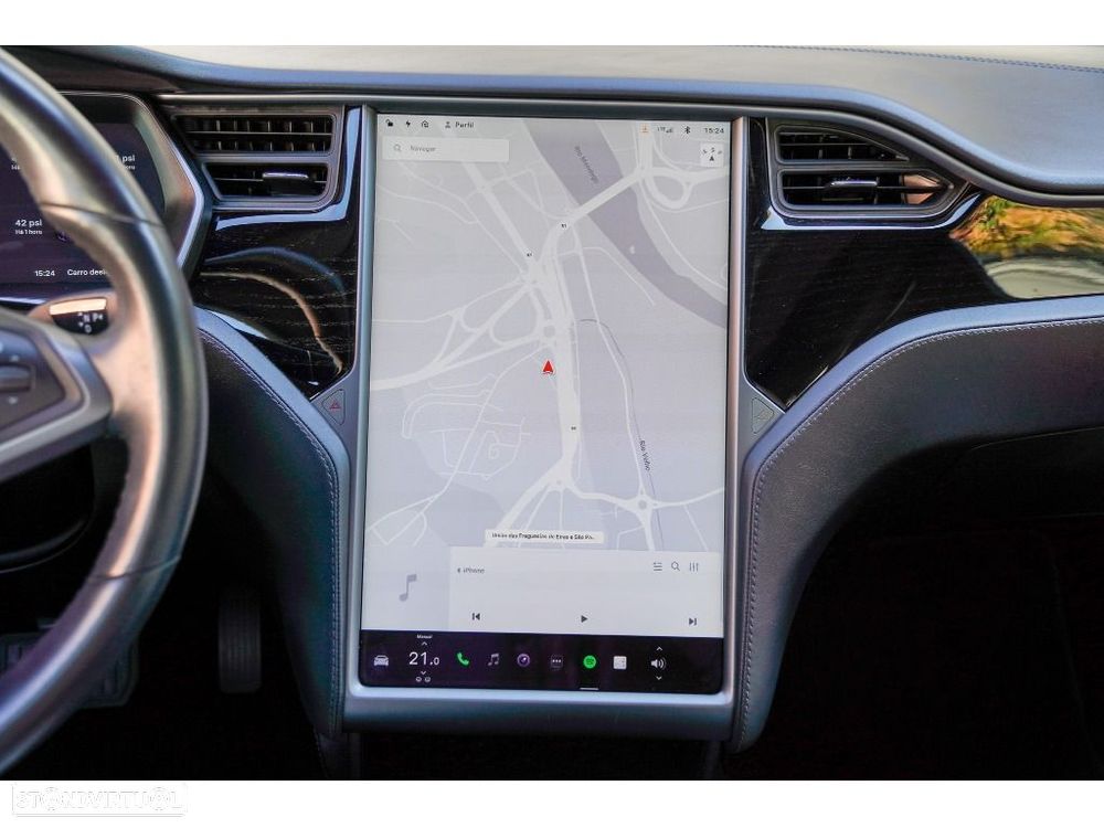 Tesla Model S 75D - 26