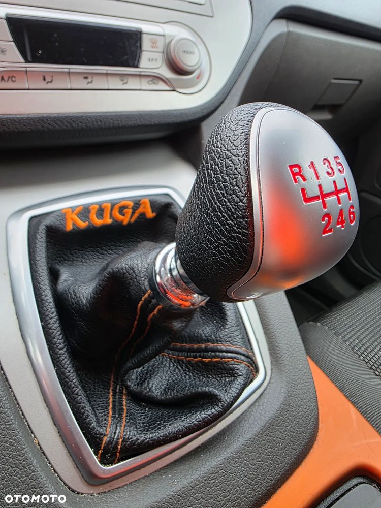 Ford Kuga 2.0 TDCi 2x4 Trend - 20