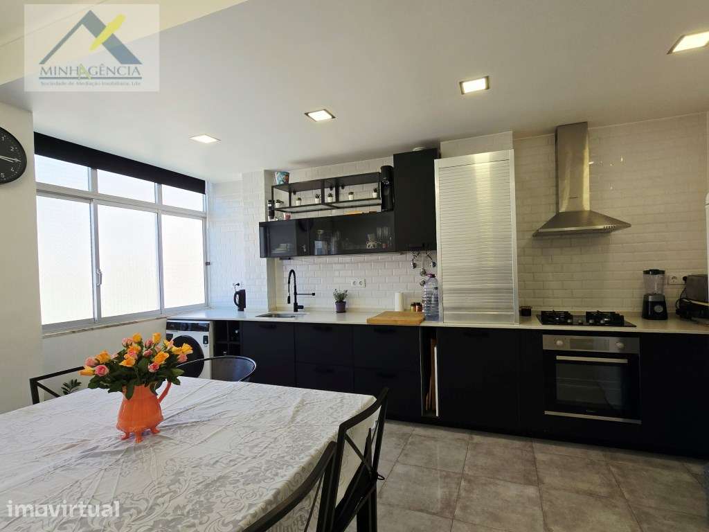 Apartamento T3 remodelado junto ao Dufa em Setúbal - Grande imagem: 5/56