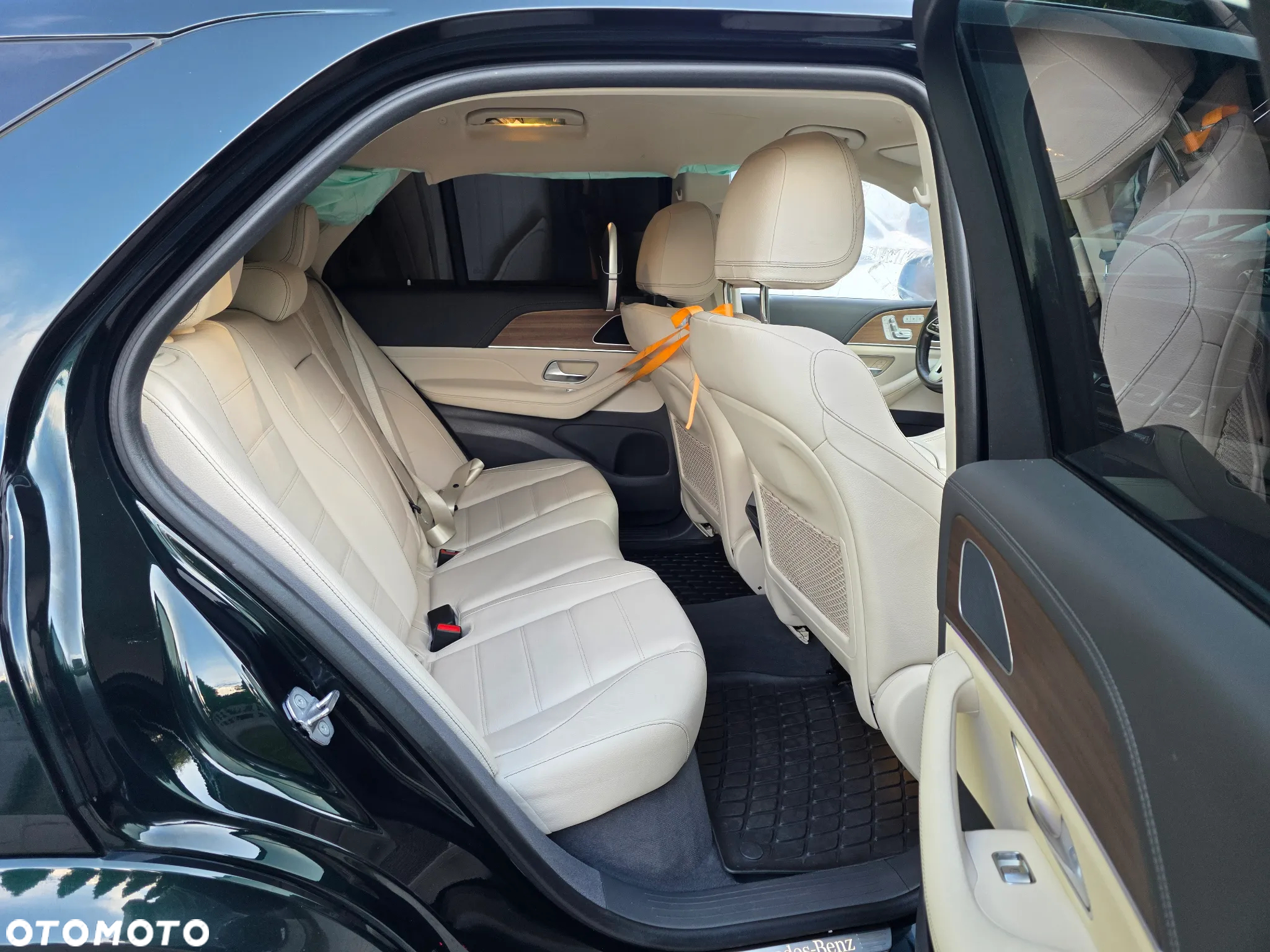Mercedes-Benz GLE 300 d 4-Matic - 17