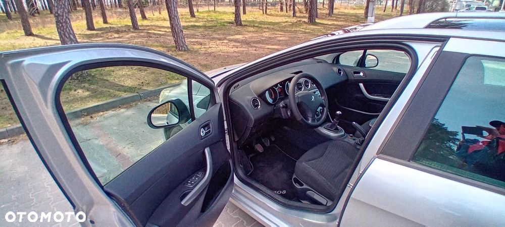 Peugeot 308 1.6 Trendy - 16